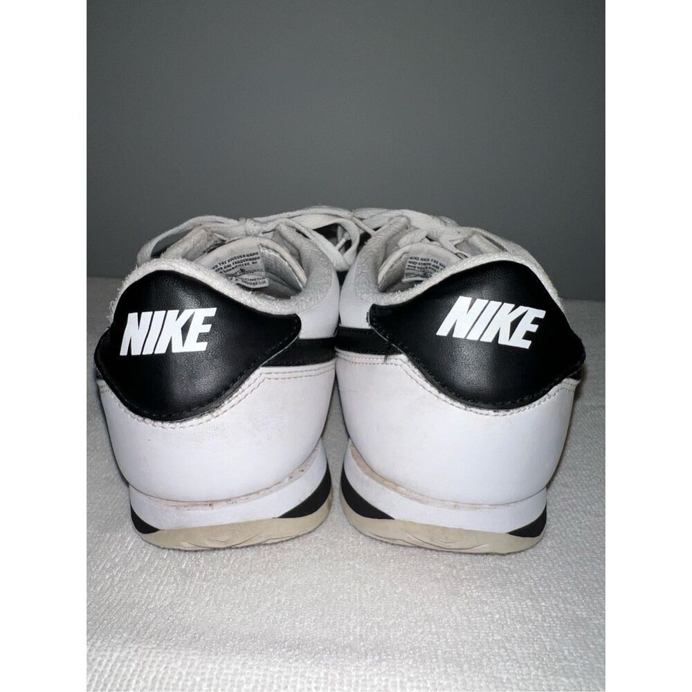Nike Classic Cortez Leather Women's Size 9.5 Sneakers White Black - Picture 2 of 10